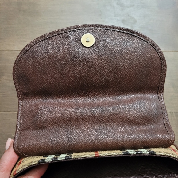 Authentic Vintage Burberry Mini Kelly - Picture 7 of 14